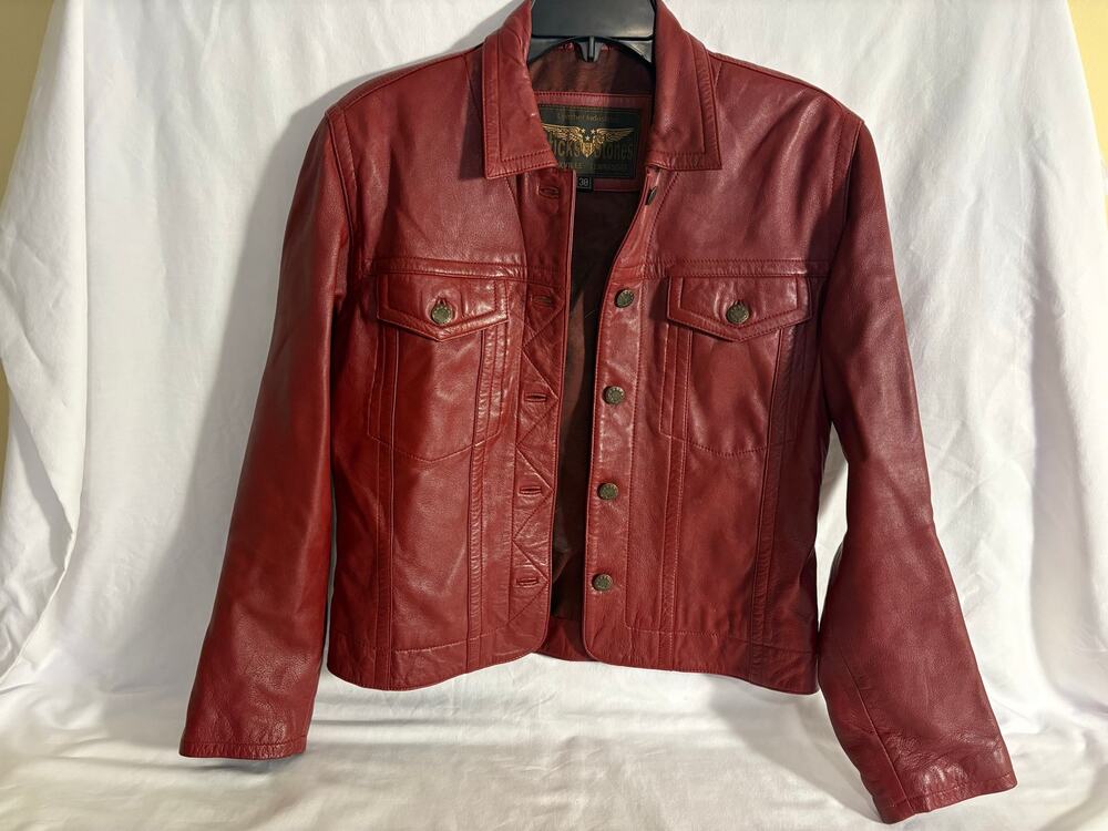 Sticks & Stones Burgundy Genuine Leather Cropped Jacket Size 38